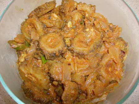 Sri Lankan bitter melon(Karavila curry)
